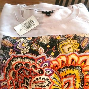 Torrid size 4 embellished sweatshirt